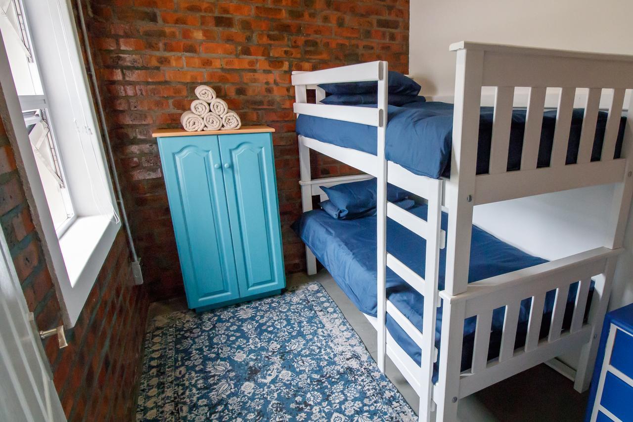 Rustic Retreat Apartment In เดอร์บันวิลล์ ภายนอก รูปภาพ