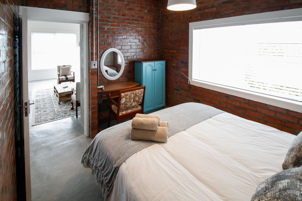 Rustic Retreat Apartment In เดอร์บันวิลล์ ภายนอก รูปภาพ